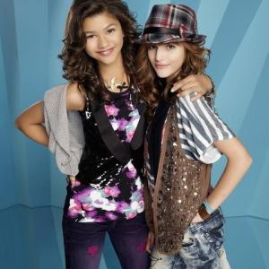 Still of Bella Thorne and Zendaya in Shake It Up! 2010