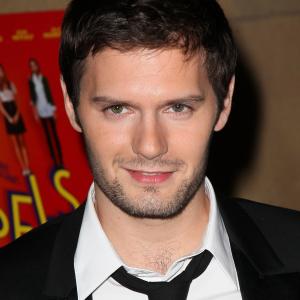 Hugo Becker at event of Damsels in Distress (2011)