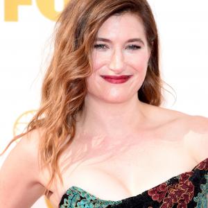 Kathryn Hahn at event of The 67th Primetime Emmy Awards 2015