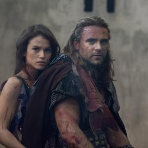 Still of Dustin Clare and Gwendoline Taylor in Spartacus Blood and Sand 2010