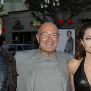 Brad Pitt Angelina Jolie and Arnon Milchan at event of Mr amp Mrs Smith 2005