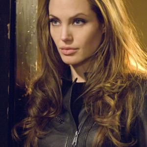 Still of Angelina Jolie in Ieskomas 2008