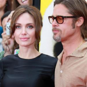 Brad Pitt and Angelina Jolie at event of Kung Fu Panda 2 (2011)