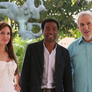 Angelina Jolie, Chiwetel Ejiofor and Phillip Noyce at event of Salt (2010)