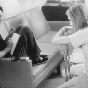Still of Winona Ryder and Angelina Jolie in Girl, Interrupted (1999)
