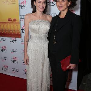 Angelina Jolie and Donna Langley at event of Prie juros (2015)