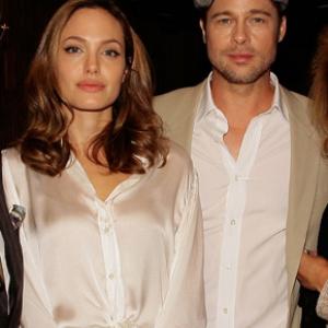 Brad Pitt and Angelina Jolie at event of Darfur Now 2007