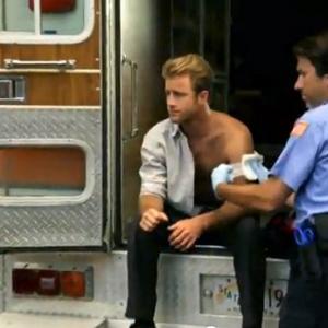 Hawaii Five 0 pilot 2010 Helping out as a Background Paramedic