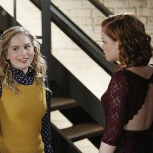 Still of Allie Grant and Jane Levy in Suburgatory 2011