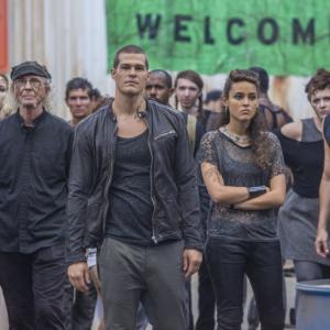 Still of Greg Finley and Chelsea Gilligan in StarCrossed 2014