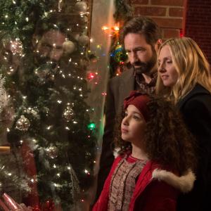 Still of David Duchovny, Hope Davis and Olivia Steele Falconer in Louder Than Words (2013)