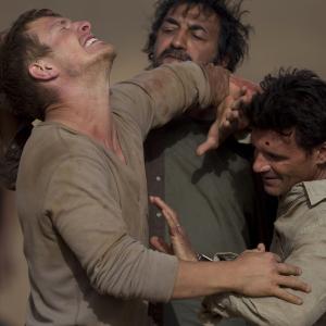 Still of Frank Grillo and Charlie Bewley in Intersections (2013)