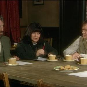 Still of James Fleet, Dawn French and Roger Lloyd Pack in The Vicar of Dibley (1994)