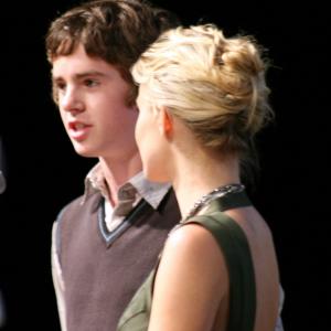 Kristen Bell and Freddie Highmore at event of Astro Boy (2009)