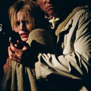 Still of Val Kilmer and Kristen Bell in Spartan (2004)