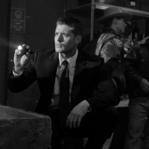 Still of Jensen Ackles and Garry Chalk in Supernatural (2005)
