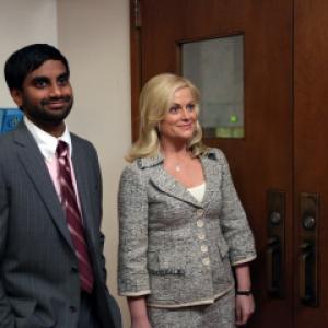 Still of Amy Poehler and Aziz Ansari in Parks and Recreation 2009
