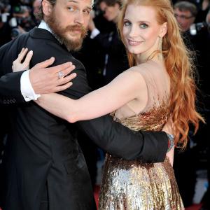Tom Hardy and Jessica Chastain at event of Virs istatymo (2012)