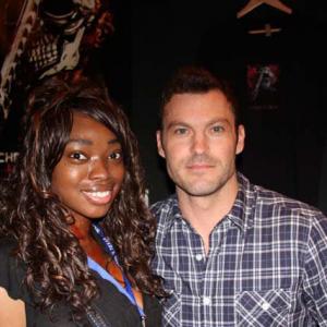 Casanova Casting Couch & MovieSoS.net Host Omaka Omegah interviews Brian Austin Green at Texas Frightmare Weekend