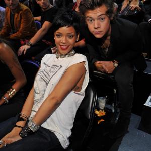 Rihanna and Harry Styles at event of 2013 MTV Video Music Awards 2013