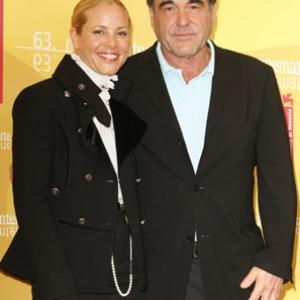 Oliver Stone and Maria Bello at event of World Trade Center (2006)