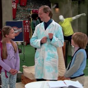 Science Bob guest stars on Nickelodeons Nicky Ricky Dicky  Dawn Episode  The QuadTest Season 1