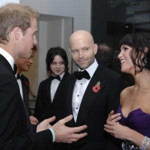 Marc Forster, Prince William and Gemma Arterton at event of Paguodos kvantas (2008)