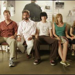 Still of Toni Collette, Greg Kinnear, Steve Carell, Paul Dano and Abigail Breslin in Little Miss Sunshine (2006)