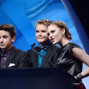 Ella Wahlestedt Reese Hartwig Teo Halm presenting at Thirst Project Gala
