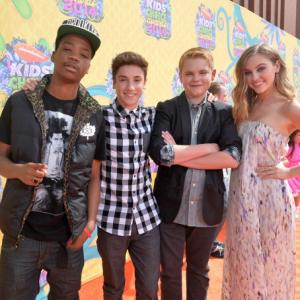 Earth to Echo cast Astro Teo Halm Reese Hartwig and Ella Wahlestedt at the Nickelodeon Kids Choice Awards