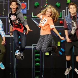 Gamers Guide to Pretty Much Everything Disney XD Promotional Picture with Felix Avitia Cameron Boyce Sophie Reynolds and Murray Wyatt Rundus