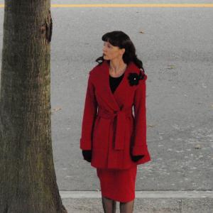 Fringe - The Lady in Red - waiting for action