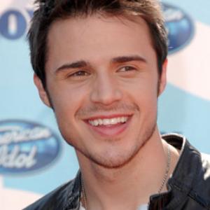 Kris Allen at event of American Idol: The Search for a Superstar (2002)