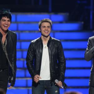 Still of Ryan Seacrest Adam Lambert and Kris Allen in American Idol The Search for a Superstar 2002