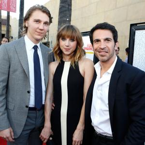Paul Dano, Chris Messina and Zoe Kazan at event of Rube Sparks (2012)