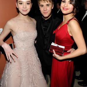 Selena Gomez Hailee Steinfeld and Justin Bieber