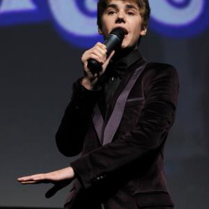 Justin Bieber at event of Justinas Bieberis niekada nesakyk niekada 2011