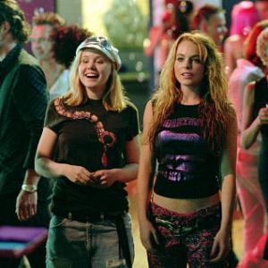Still of Lindsay Lohan and Alison Pill in Confessions of a Teenage Drama Queen 2004