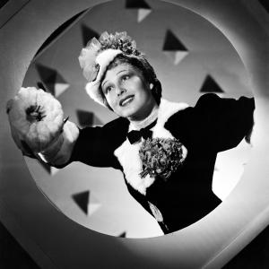 Still of Luise Rainer in The Great Ziegfeld (1936)