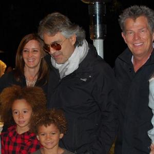 Talia w mom Kelly Jackson  brother Armani Jacksonon tour as a guest singer with Andrea Bocelli and David Foster
