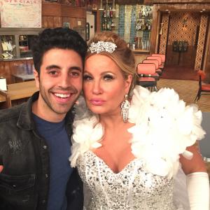 2 BROKE GIRLS  Mo AboulZelof as Mohammed and Jennifer Coolidge as Sophie