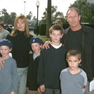 Corbin Bernsen and Amanda Pays at event of Snow Day 2000