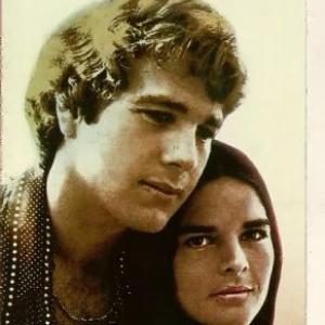 Ali MacGraw and Ryan ONeal in Love Story 1970
