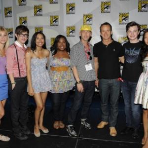 Ryan Murphy, Naya Rivera, Kevin McHale, Chris Colfer, Jenna Ushkowitz and Heather Morris at event of Glee (2009)