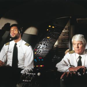 Still of Kareem AbdulJabbar and Peter Graves in Airplane! 1980