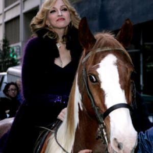 Madonna at event of Late Show with David Letterman: Episode dated 20 October 2005 (2005)