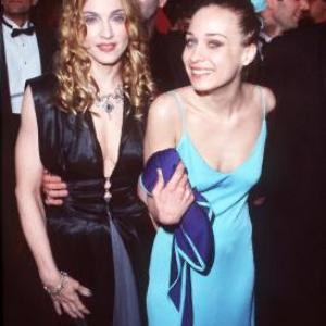 Madonna and Fiona Apple at event of The 70th Annual Academy Awards (1998)