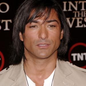 Jay Tavare at event of Into the West (2005)