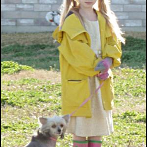 Avi Lake  Lily the dog on the set of Meeting Evil