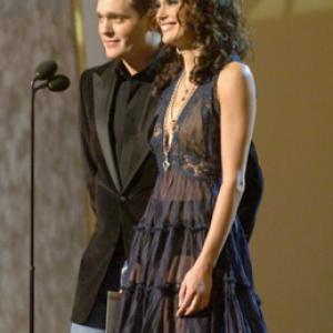 Teri Hatcher and Michael Bubl at event of The 48th Annual Grammy Awards 2006